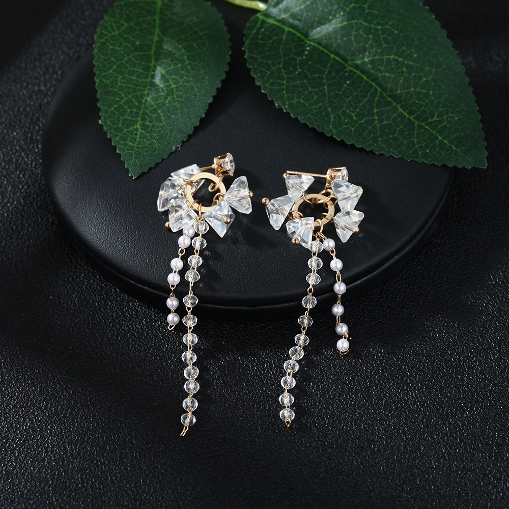 Simple Personality Sweet Temperament Crystal Diamond Earrings