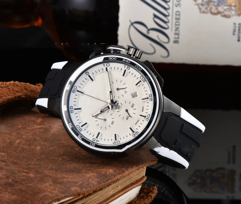 Men's Casual Rubber Band Quartz Watch