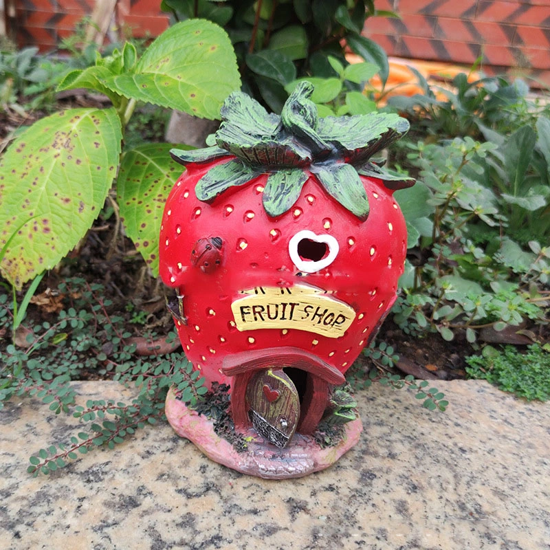 Creative Strawberry Solar Resin Outdoor Garden Light