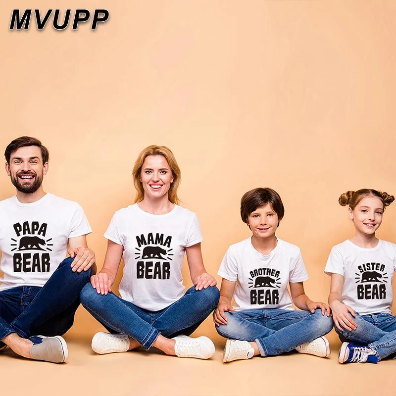 Summer Round Neck T-Shirt With A Family Of Four White Bear Letter Printing