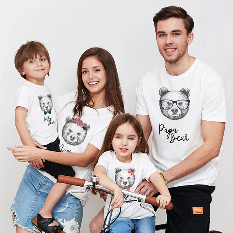 The New Family Of Four Parent-Child Round Neck T-Shirt Mr. Bear Cartoon Print
