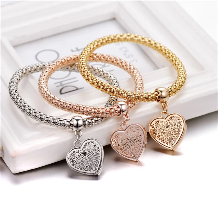 Alloy Elastic Diamond Love Pendant Bracelet