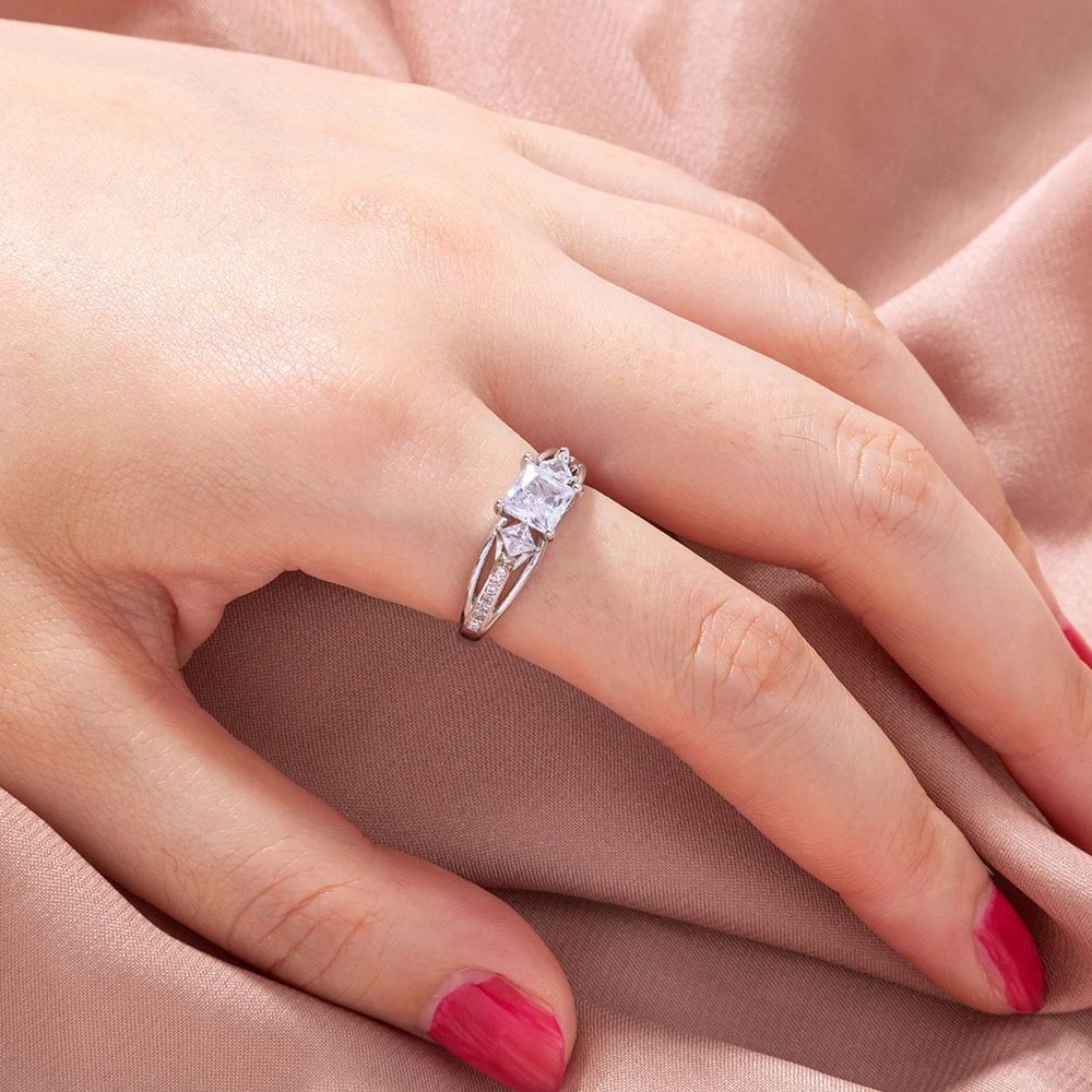 Adjustable Micro-set Zircon Ring