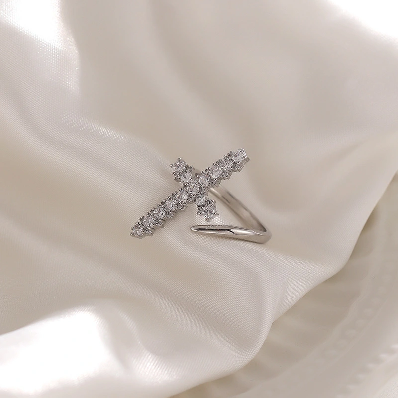 Design Sense Micro-inlaid Zircon  Ring Female Cross