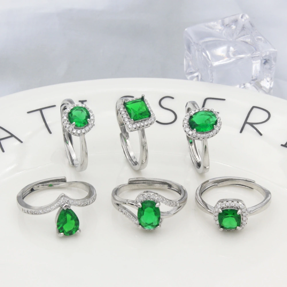 Geometric Love Emerald Micro-set Zircon Ring