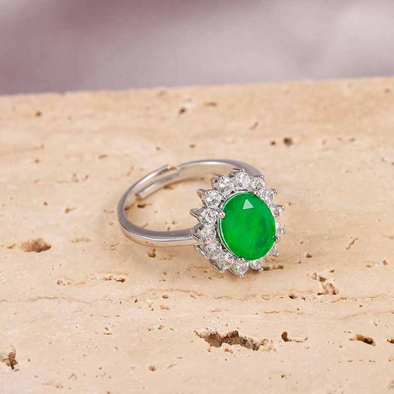 Green Diamond Goose Oval Color Treasure Ring