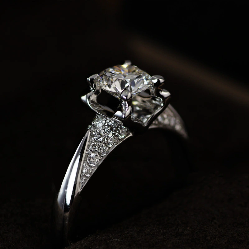 Electroplated White Gold Golden Bull Head Four-claw Diamond Ring Setting