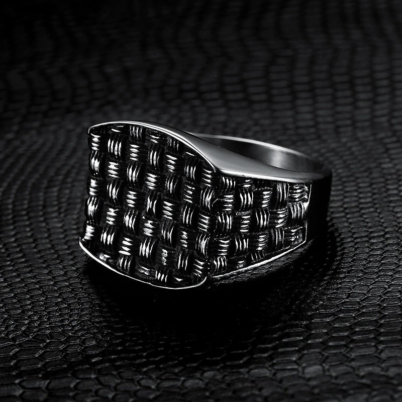 Retro Personality Grid Woven Men's Ring