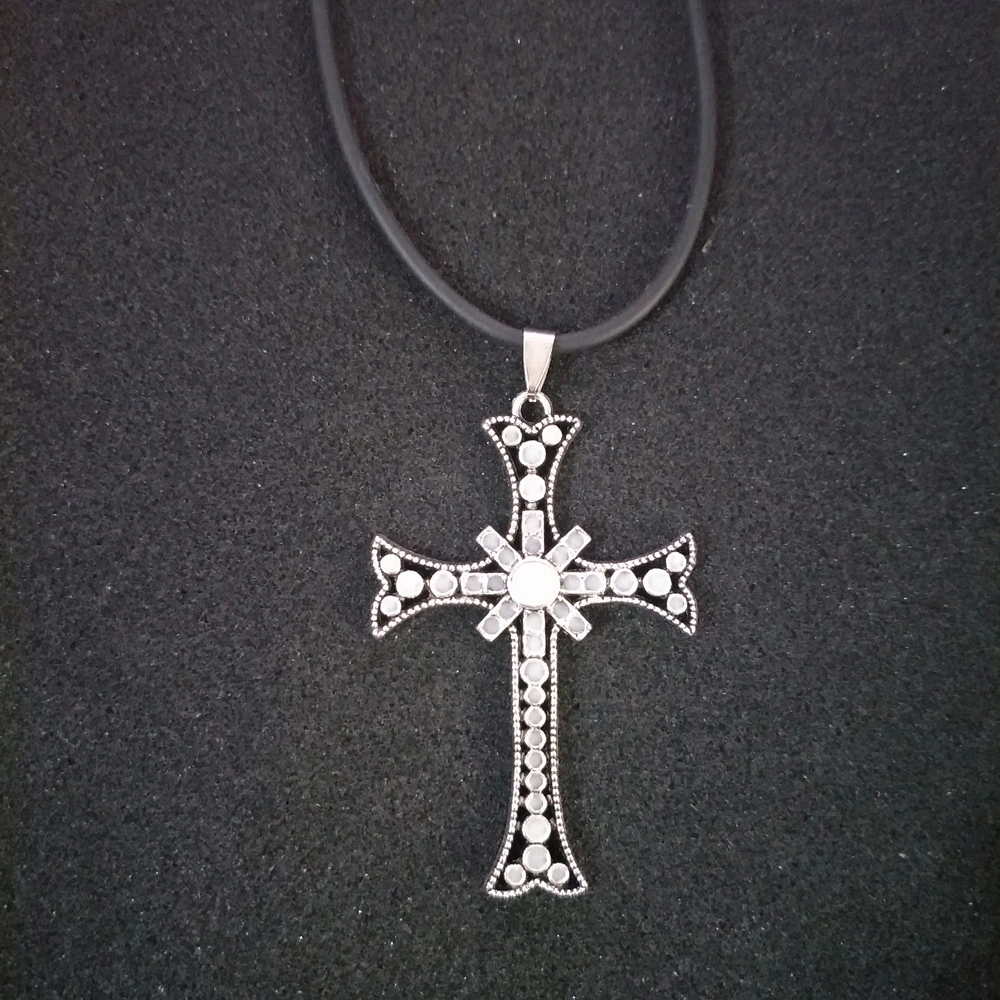 New Alloy Cross Luminous Necklace For Men And Women