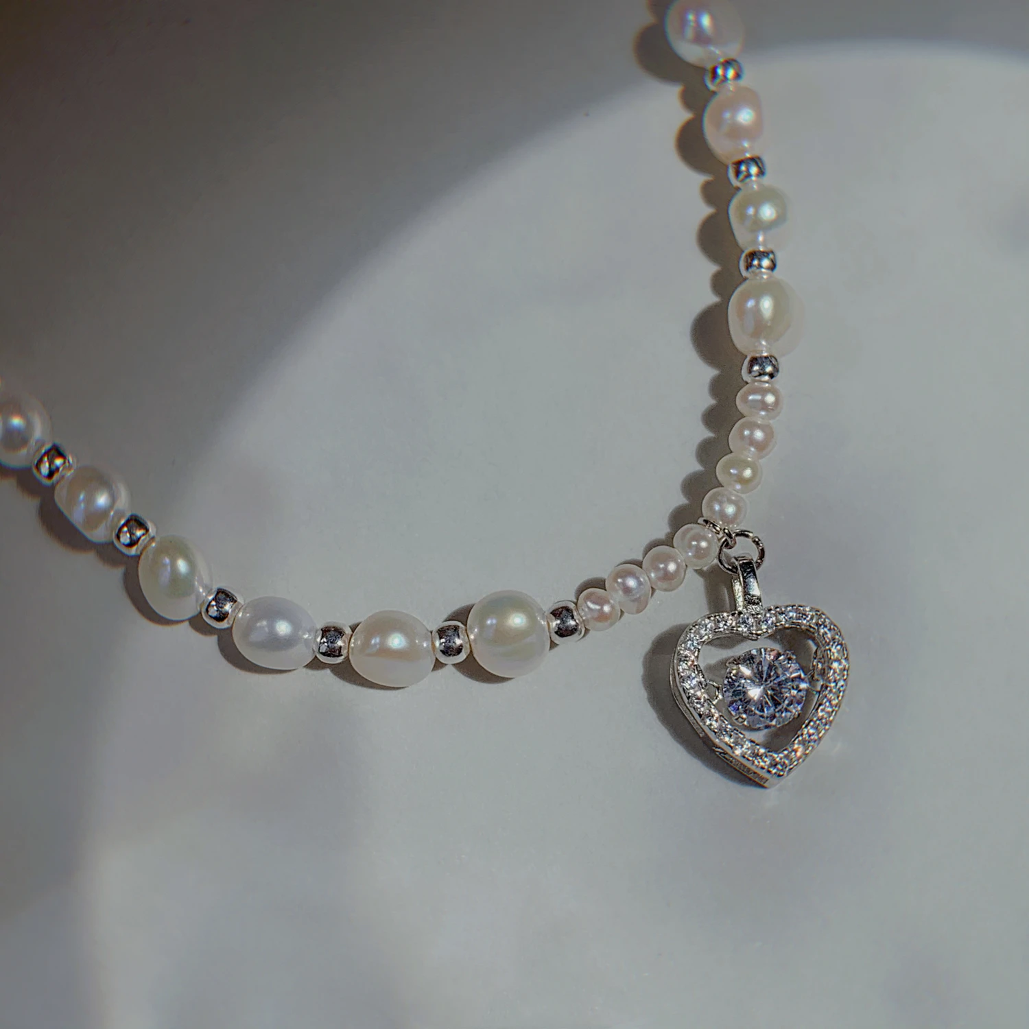 French Elegant Female Natural Freshwater Pearl Beating Heart