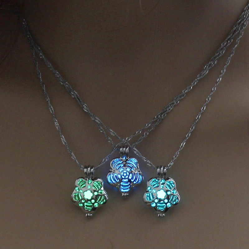 Glow-in-the-dark rose hollowed-out diy necklace