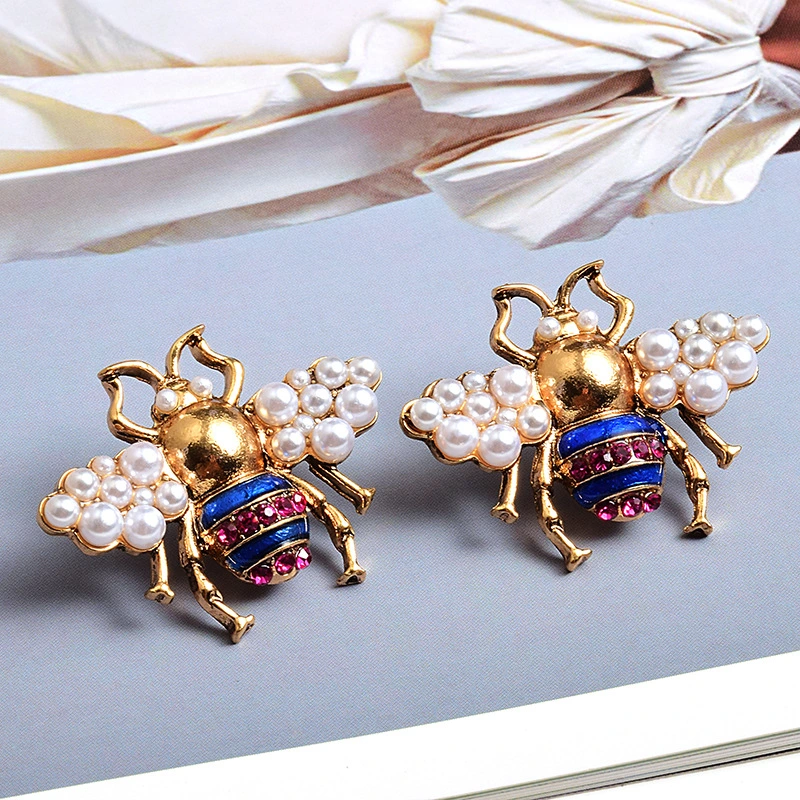 European And American Fashion Bee Pearl Earrings