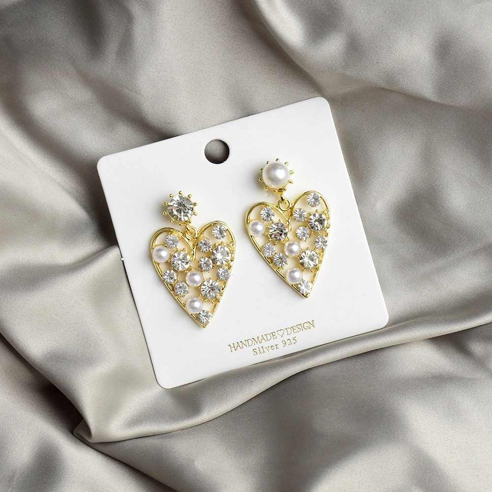 New Popular Temperament Hollow Love Earrings