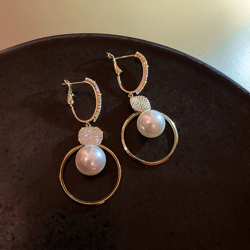 Fashion Simple Long Pearl Circle Earrings