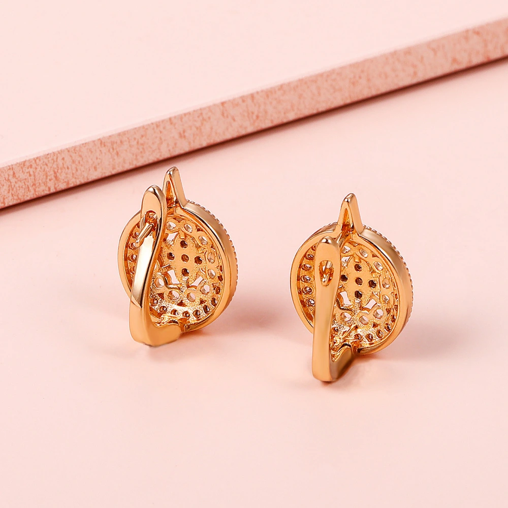 Simple Metal Hollow Ear Buckle Ins Net Red Temperament Zircon Geometry