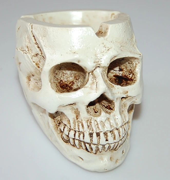 Halloween Ashtray Resin Skull Home Decoration