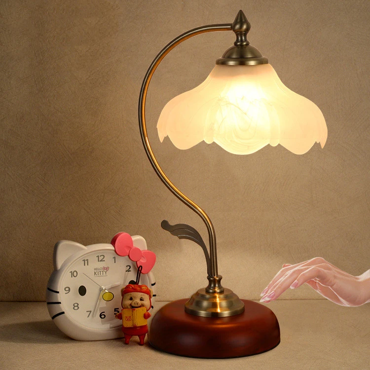 Bedside Lamp  Light Warm And Romantic Touch Sensor