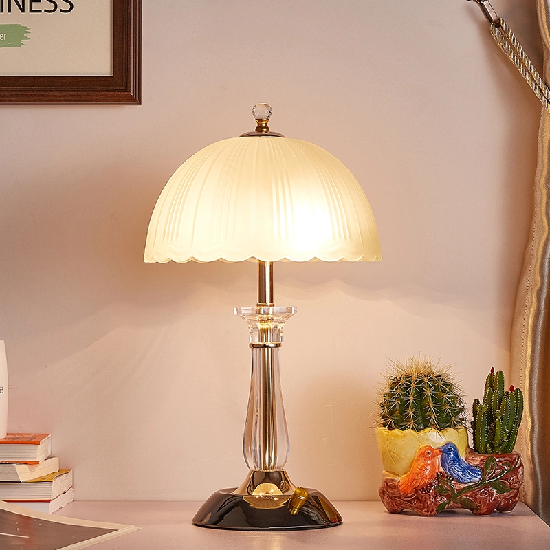 Creative Fashion Warm Romantic Warm Light Glass Table Lamp