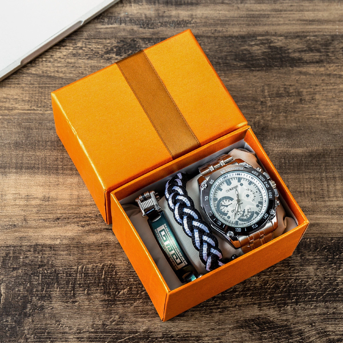 Men's Fashion Trend Steel Band Quartz Watch To Bracelet Set