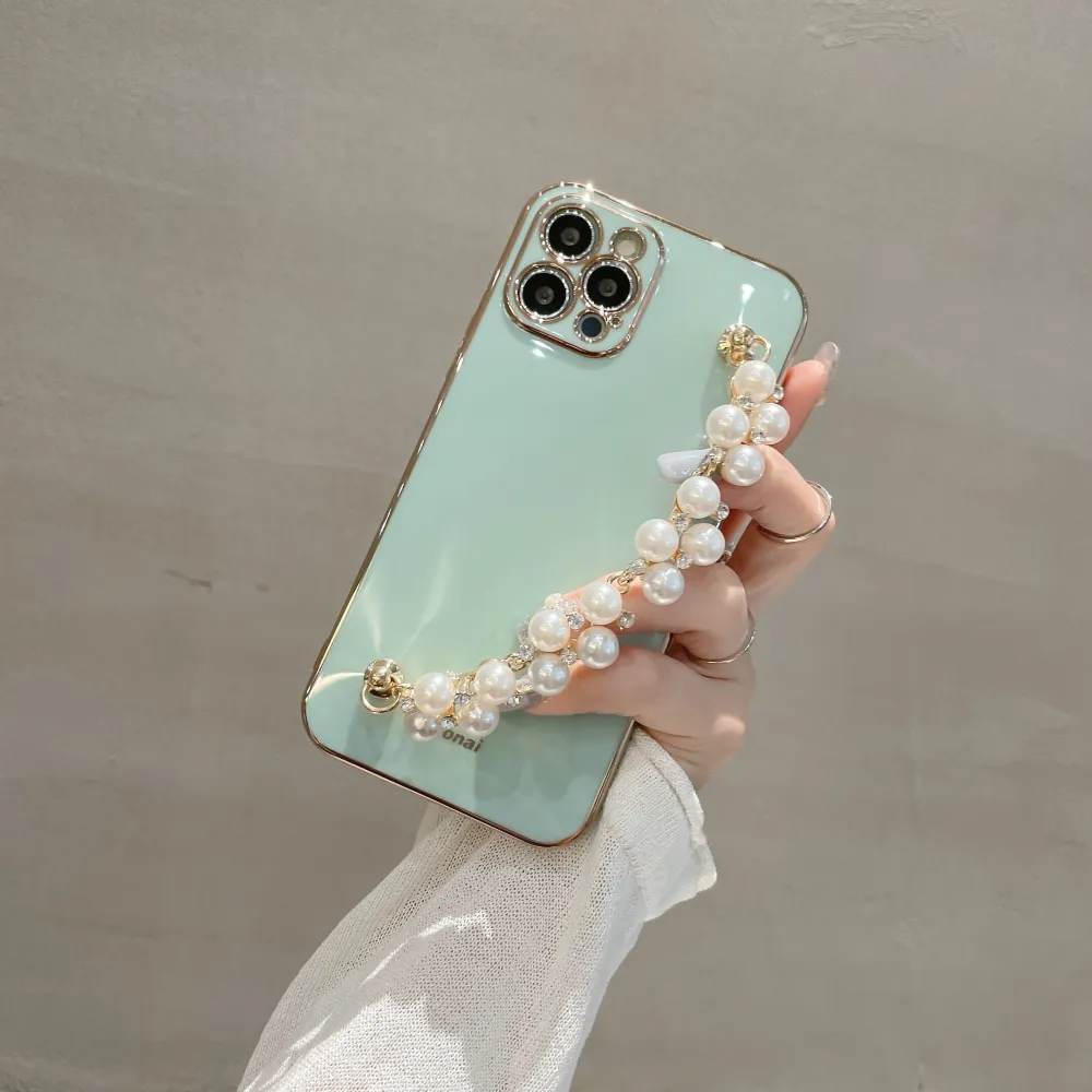 Compatible with Apple , Simple Electroplating Pearl Chain Phone Case