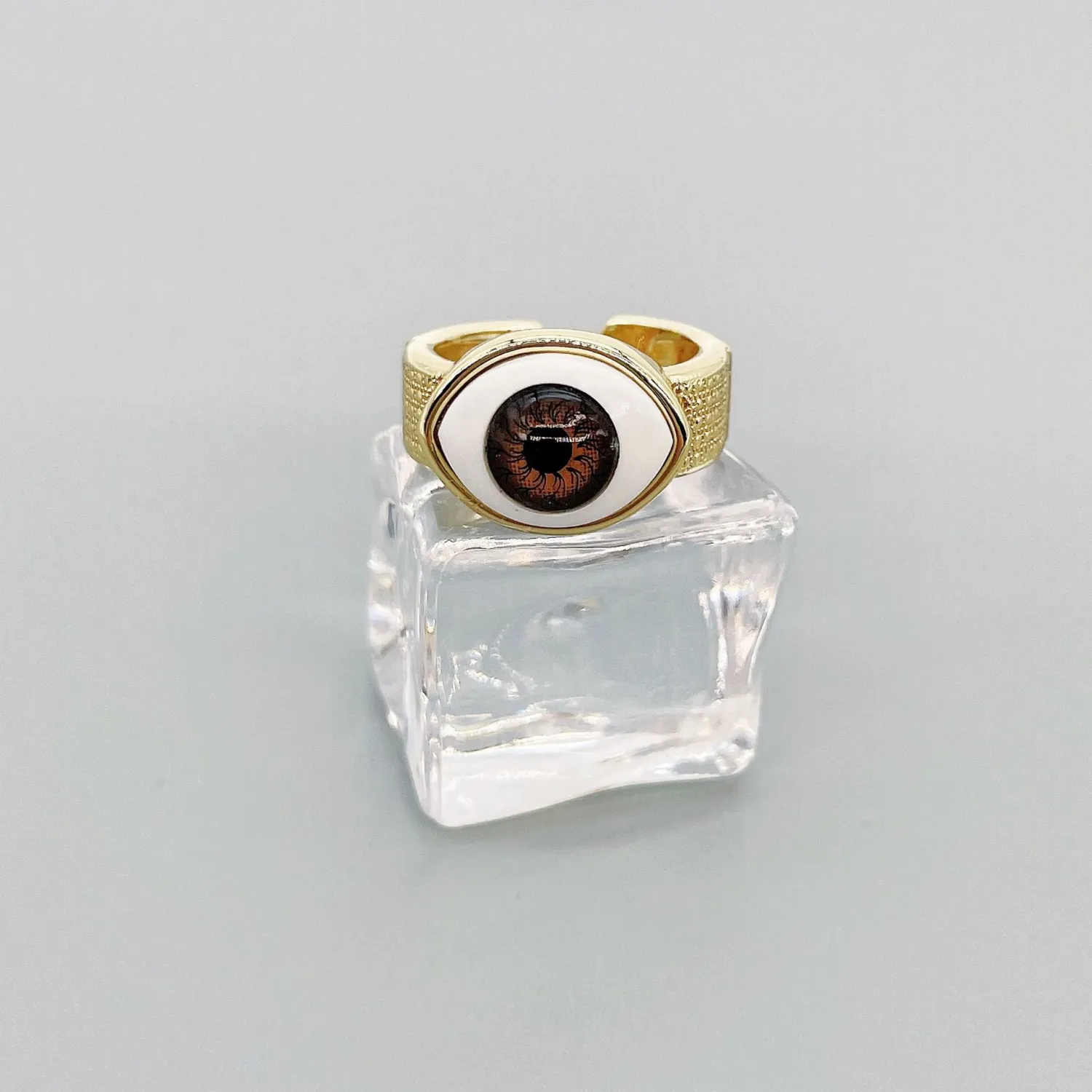 Fashionable Three-dimensional Eyes Adjustable Copper Ring