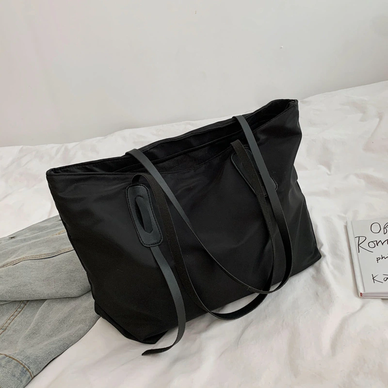 Women Large Capacity Shoulder Bag Fashionable Nylon