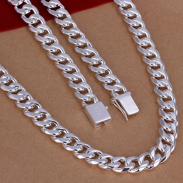 Silverware 10MM Square Buckle Side Necklace