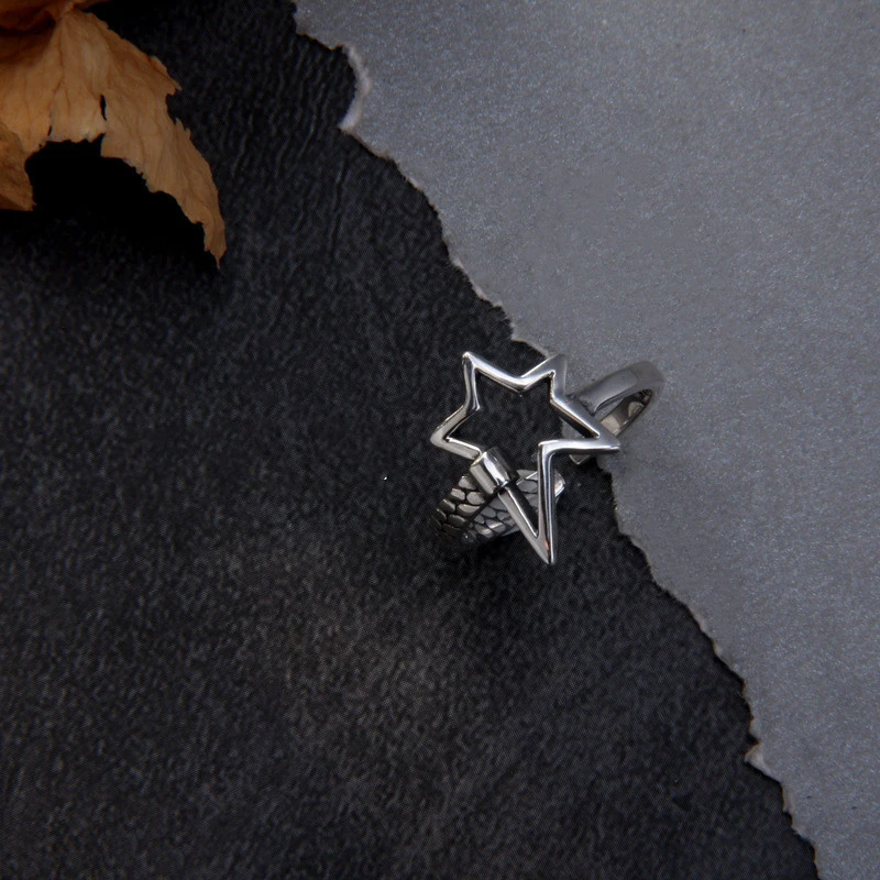 Hollow Five-pointed Star Ring Fashion Personality Net Red