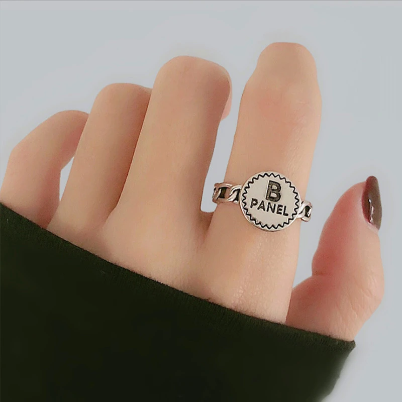 Niche Design High End Exaggerated Retro Index Finger Ring