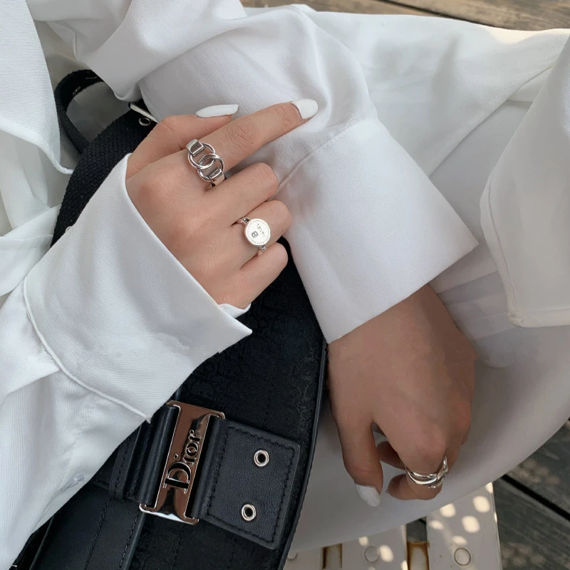 Niche Design High End Exaggerated Retro Index Finger Ring