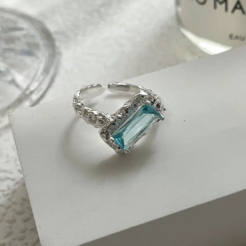 Niche Design Ice Blue Lava Texture Ring