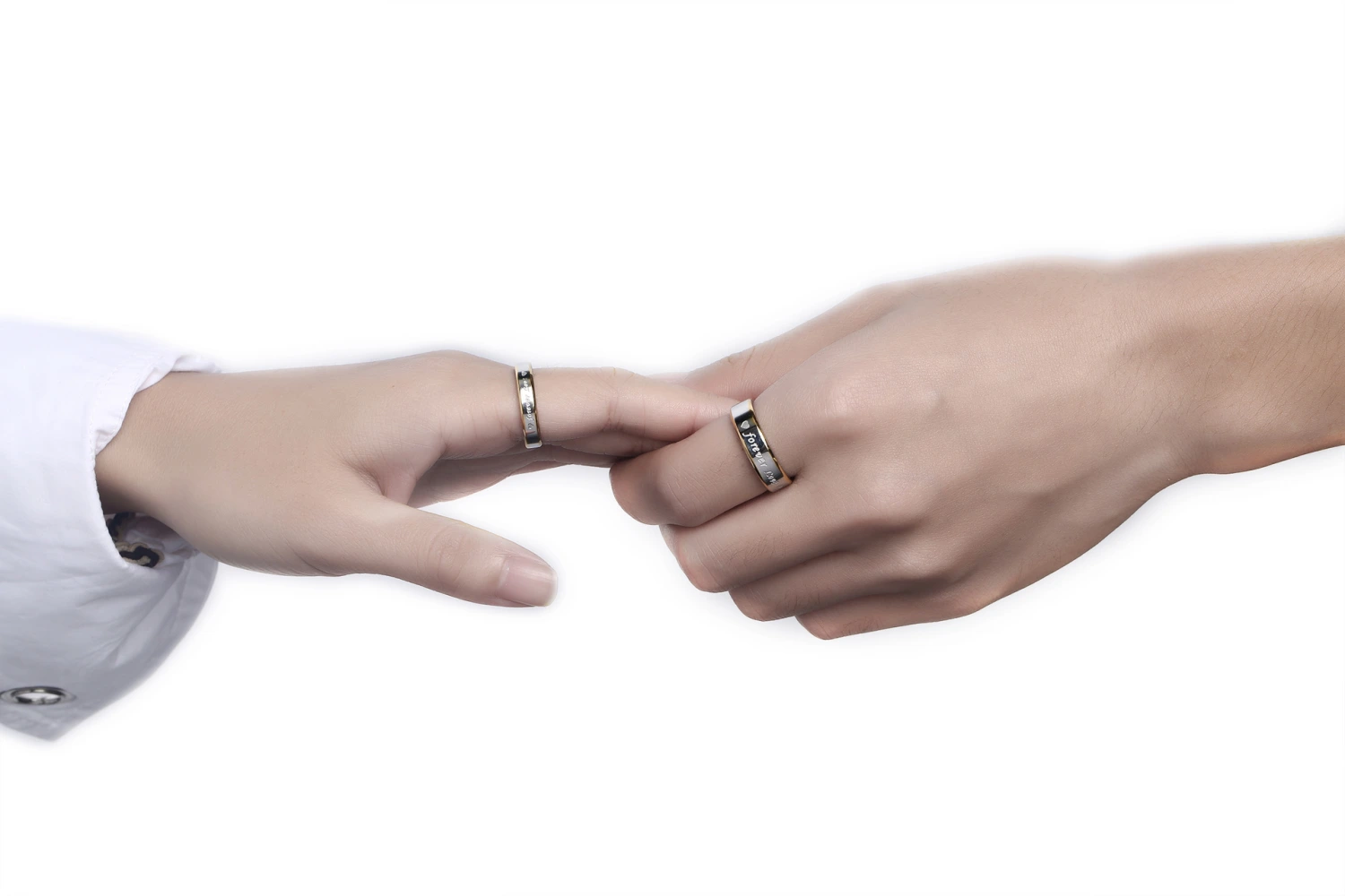 Phnom Penh Between Gold Forever Love Titanium Steel