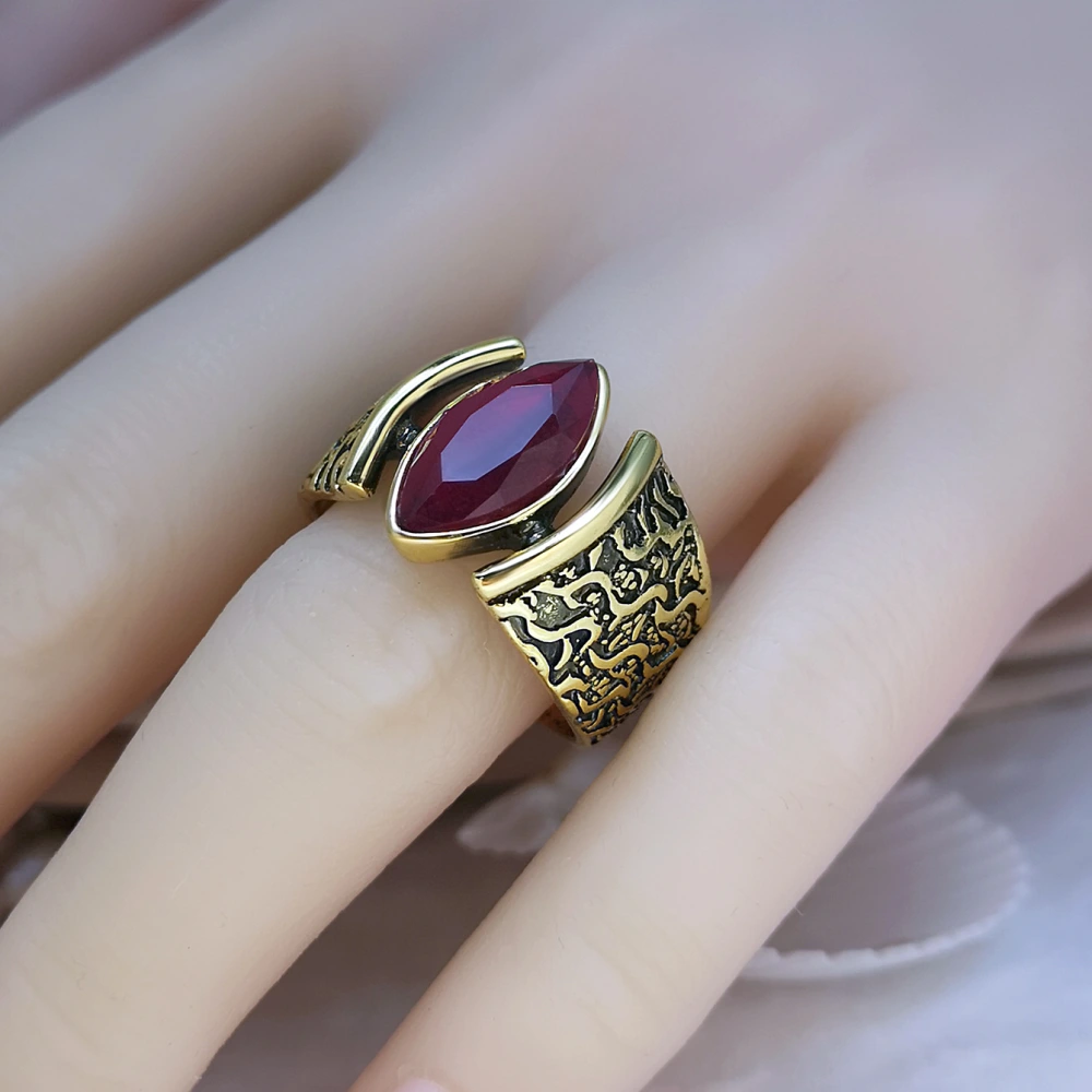 Carved Horse Eye Ruby Ring Vintage Gold Ring