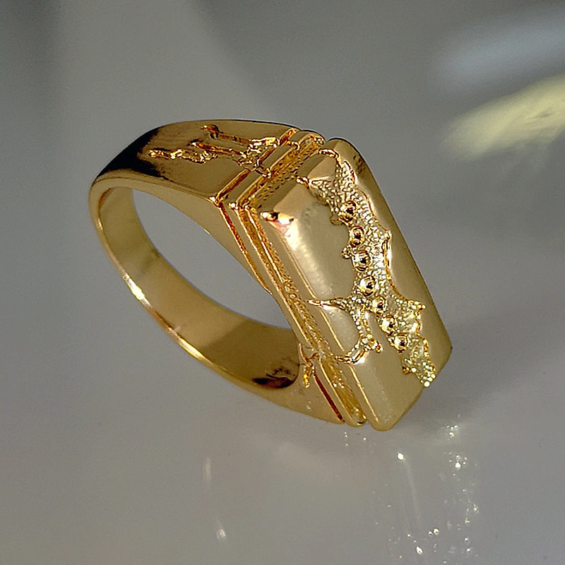 Golden Brick Burst Crack Ring Fashion Gold Plated