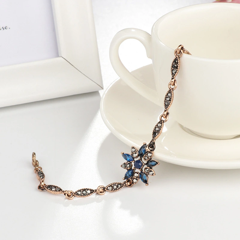 Inlaid Flower Fashion  Boutique Bracelet