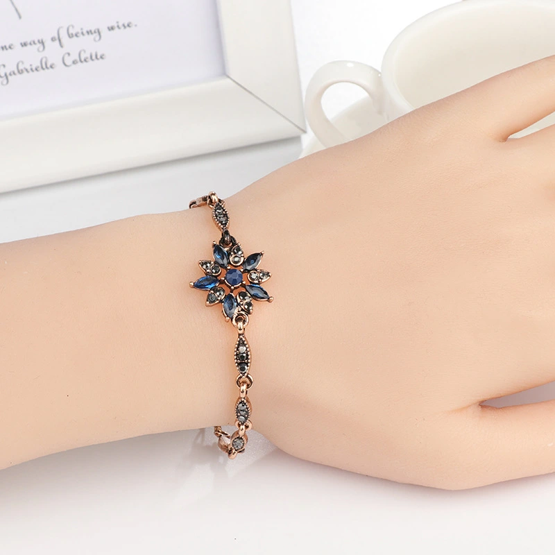 Inlaid Flower Fashion  Boutique Bracelet