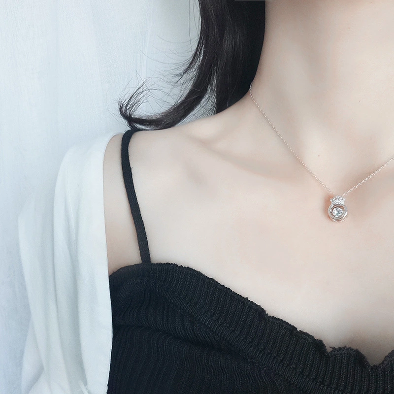 Crown Smart Necklace Female Beating Heart Clavicle Chain