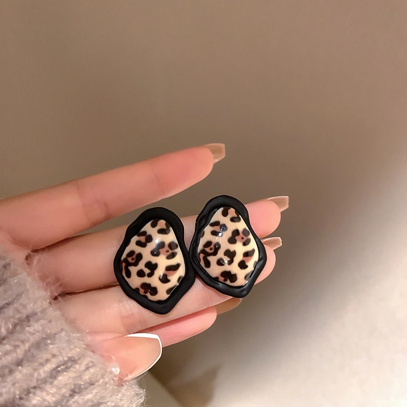 Silver Needle Irregular Leopard Print Earrings Niche Design Sense