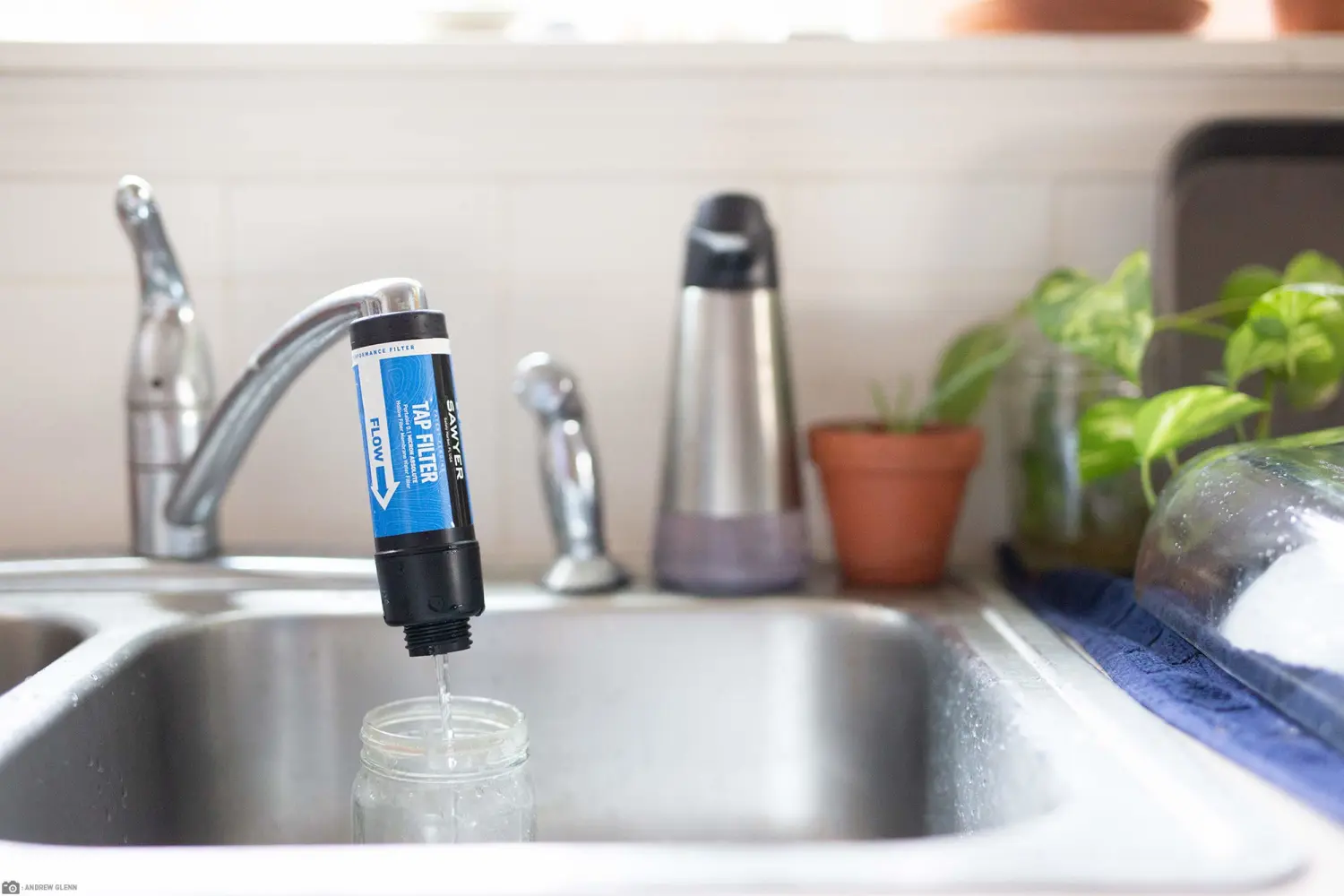 Sawyer Products SP134 TAP Water Filtration System, Fits Faucets & Hose Bibs, Blue (one Size)