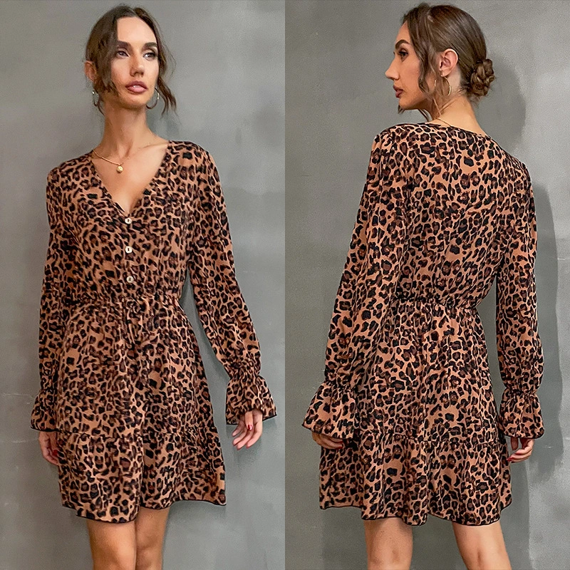 Short Slim-Fit Flared Long-Sleeved V-Neck With Lace Leopard Print Skirt