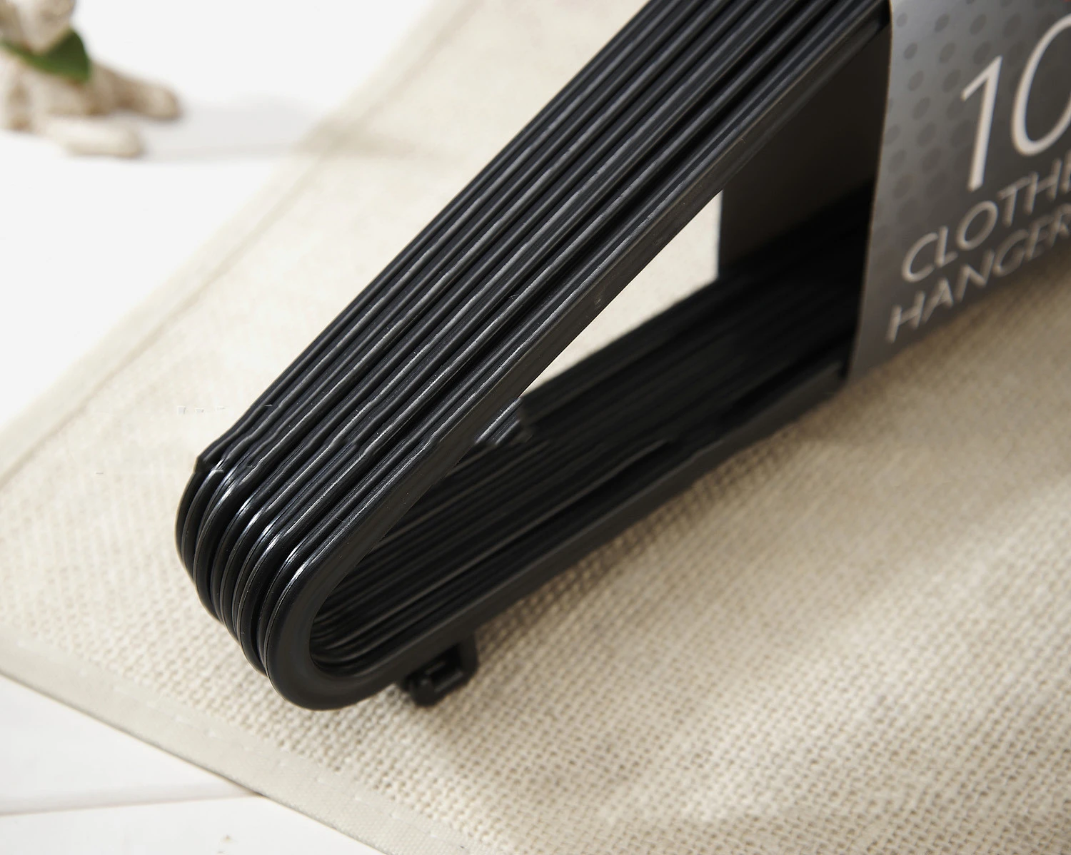 Fashion Plastic Black Clothes Hanger