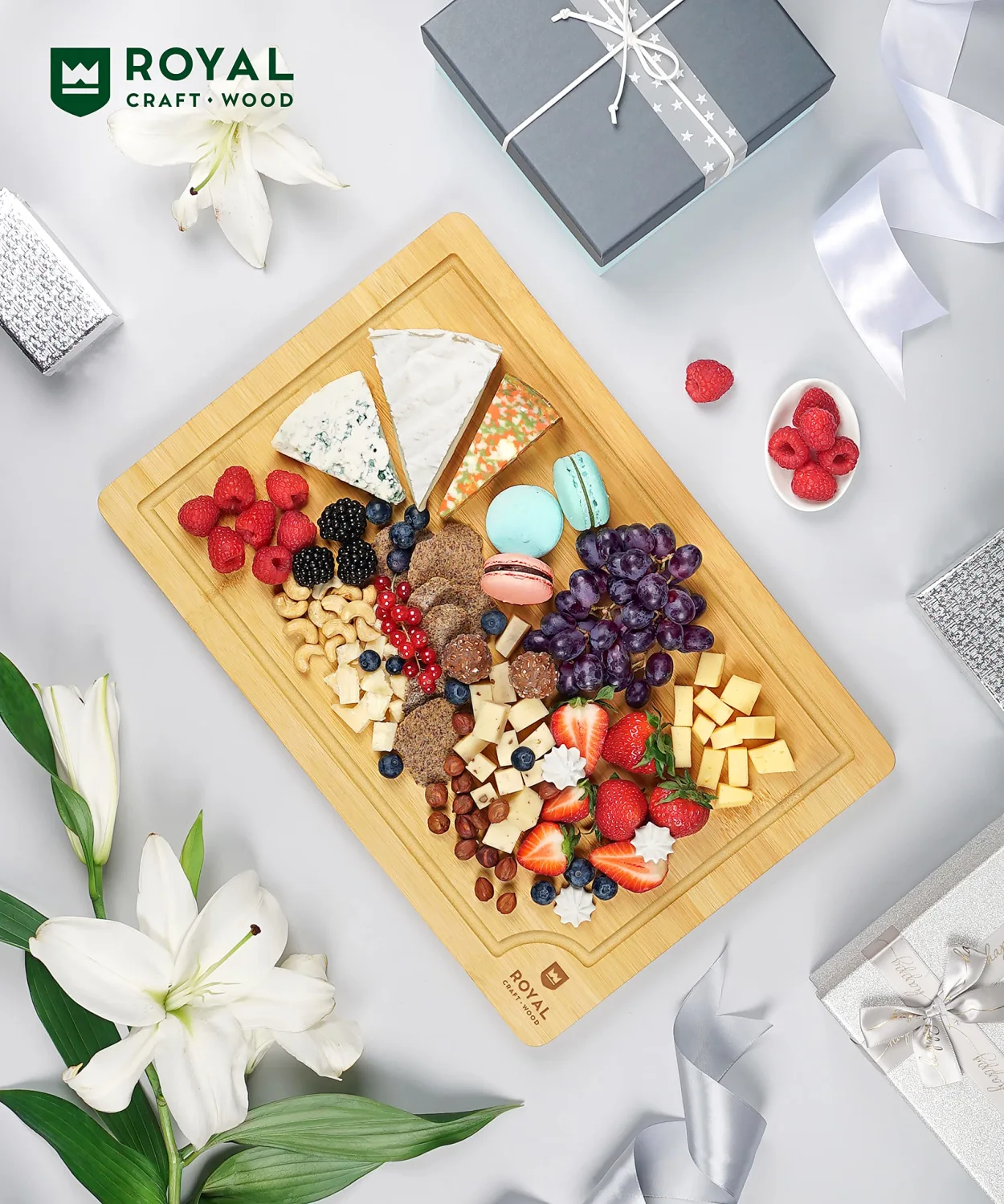 Extra Large Wooden Cutting Boards for Kitchen Meal Prep & Serving - Bamboo Wood Cutting Board with Deep Juice Groove - Charcuterie & Chopping Butcher Block for Meat - Gadgets Gift (XL 18x12")