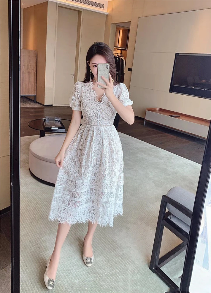 New French Retro Heavy Lace V-Neck Slim Long Dress
