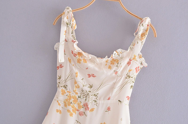 Spring French Pastoral Style Small Fresh Floral Print Slim-Fitting Wooden Ear Lace-Up Dress