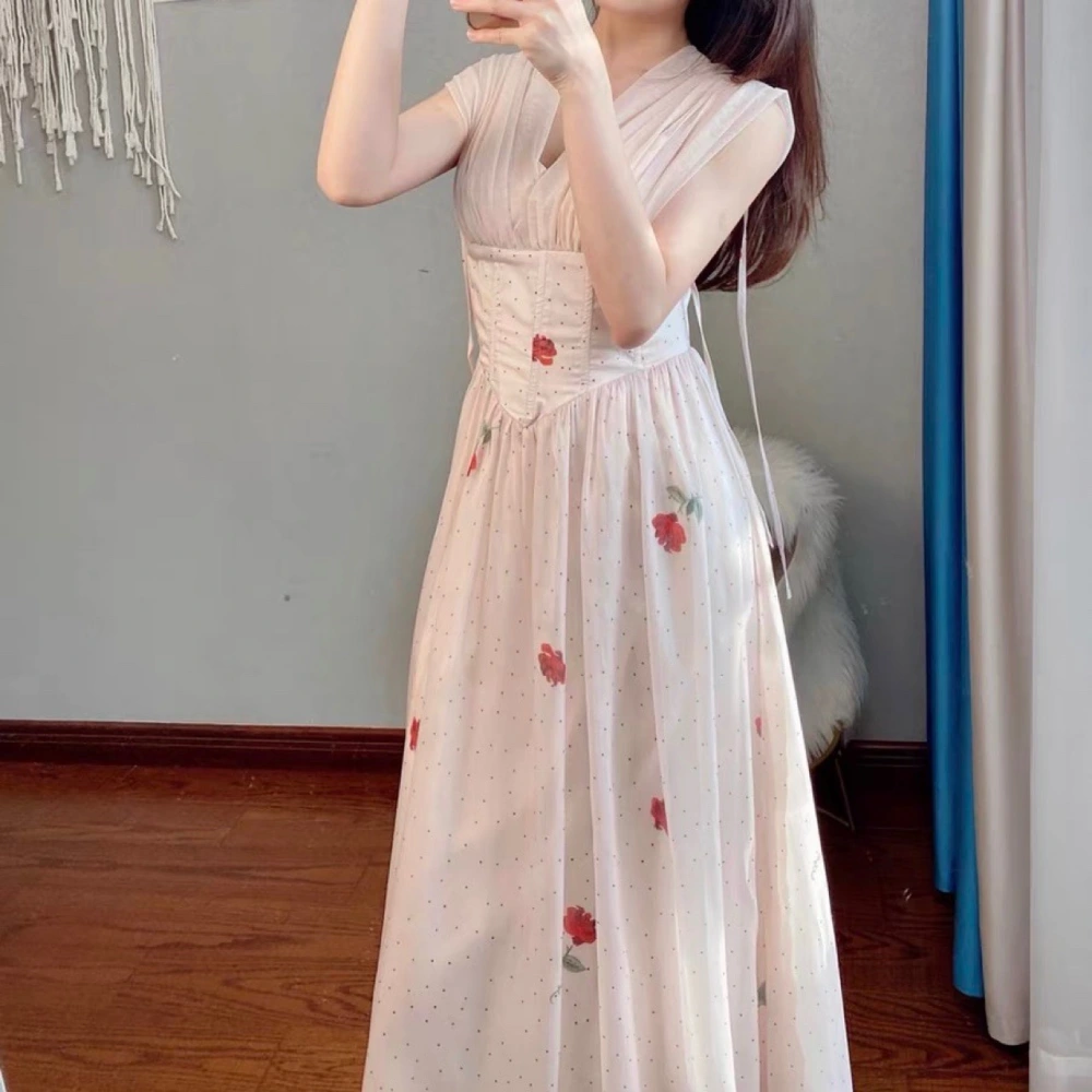French Retro Gentle Waist Polka Dot Rose Embroidered Fishbone Dress