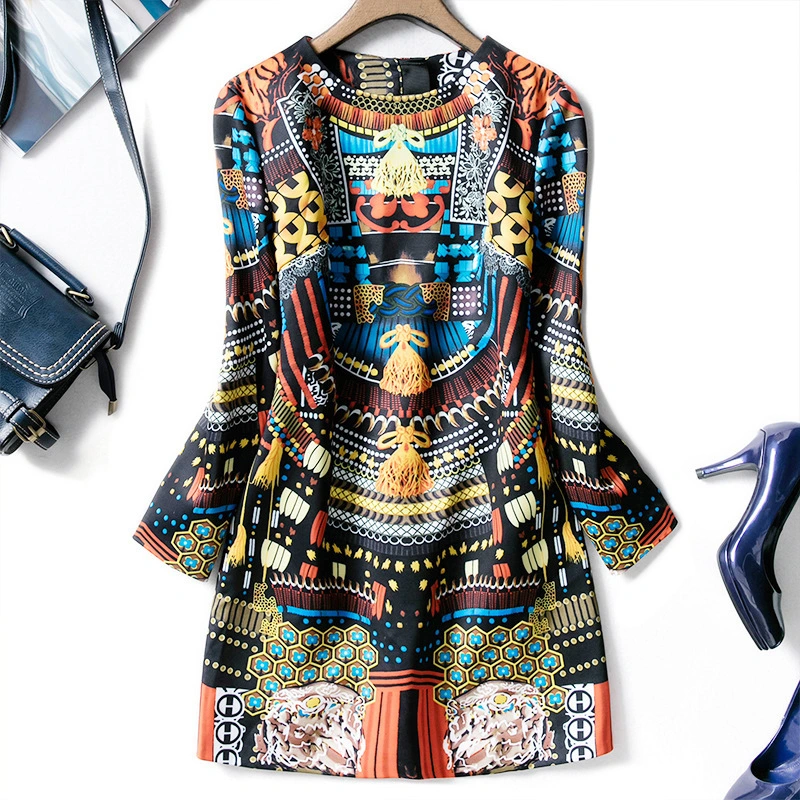 Round Neck Long Sleeve Retro Print Sexy Slim Short Skirt