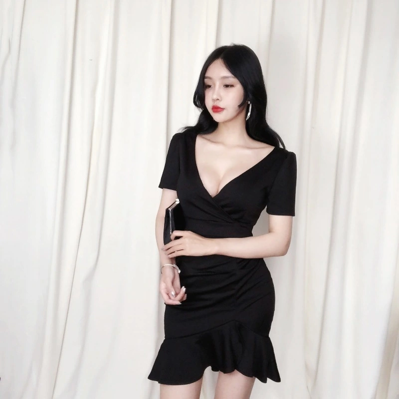 Nightclub Sexy Low-cut V-neck High Waist Bag Hip Bottoming Ruffled Fishtail Dress