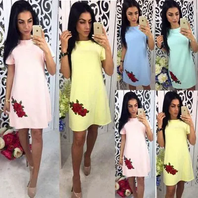Rose Applique Round Neck Short Sleeve Mini Dress