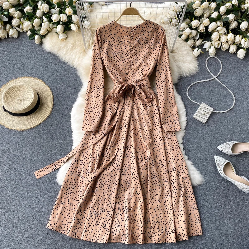 French Dress Goddess Fan Temperament V-neck Tie Waist Was Thinner Mid-length Irregular Polka Dot Skirt