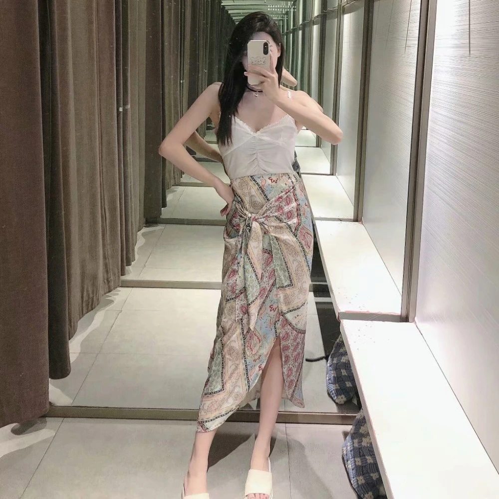 Colorblock Print Mid-length Skirt With High Waist And Knotted Slits